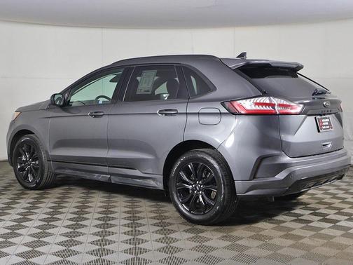 2023 Ford Edge SE