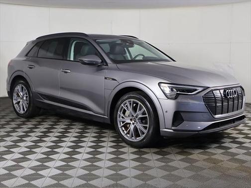 2021 Audi e-tron Prestige