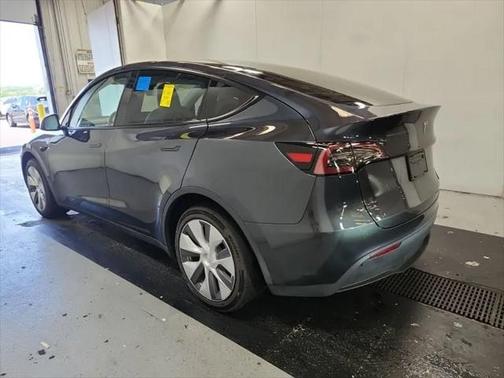 2024 Tesla Model Y Long Range Dual Motor All-Wheel Drive