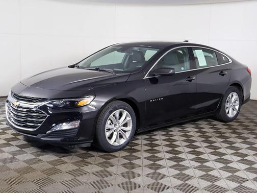 Mosaic Black Metallic 2025 Chevrolet Malibu FWD 1LT