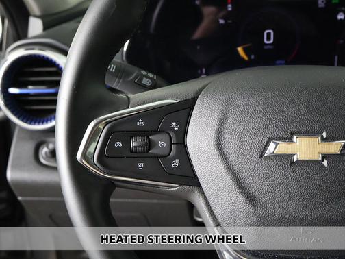 Sterling Gray Metallic 2025 Chevrolet Trax LT