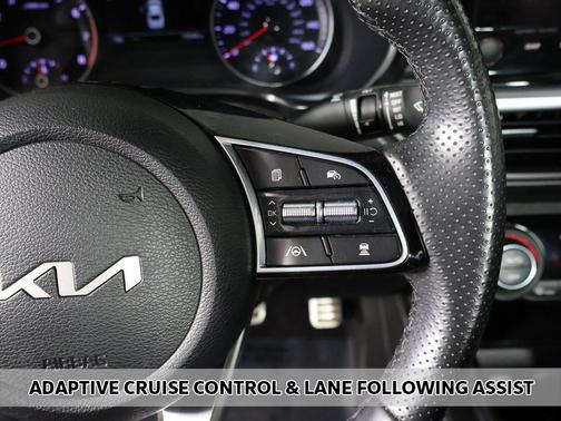 Aurora Black 2023 Kia Forte GT-Line
