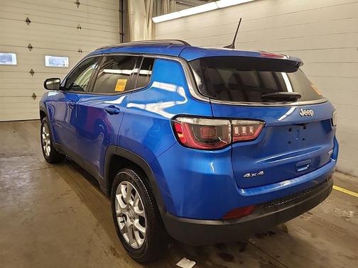 2024 Jeep Compass Latitude Lux