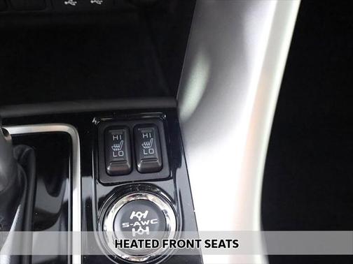 2025 Mitsubishi Eclipse Cross LE