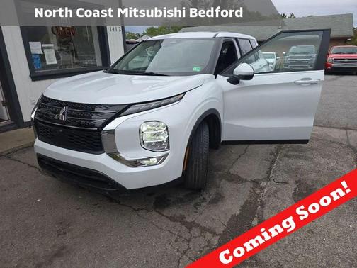 2024 Mitsubishi Outlander ES 2.5 S-AWC