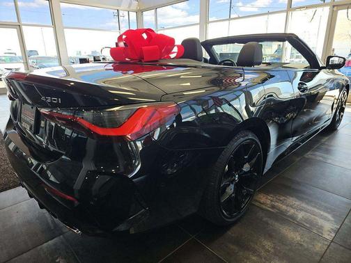 Black Sapphire Metallic 2025 BMW 430 i