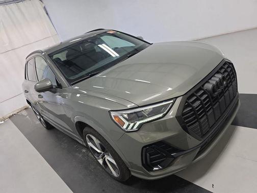 2022 Audi Q3 45 S line Premium Plus