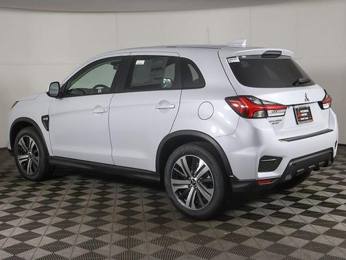 White Diamond 2026 Mitsubishi Outlander Sport 2.0 ES