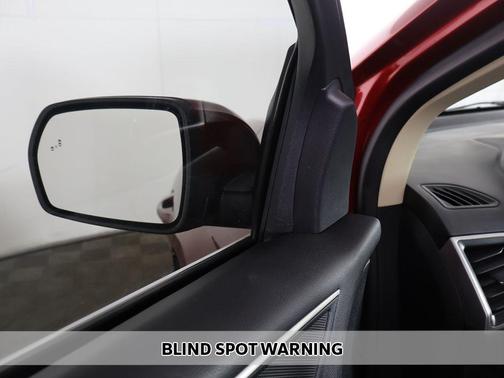 Rapid Red Metallic Tinted Clearcoat 2024 Ford Edge SEL