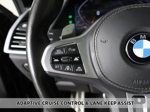 Black 2022 BMW X5 xDrive40i