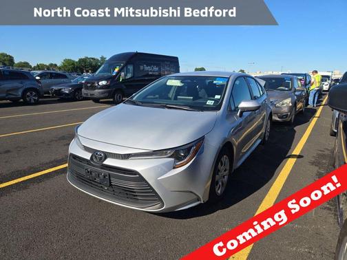 Classic Silver Metallic 2025 Toyota Corolla LE