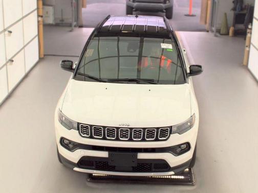 Bright White Clearcoat 2025 Jeep Compass Limited