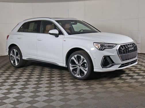 Glacier White Metallic 2021 Audi Q3 45 S line Premium Plus