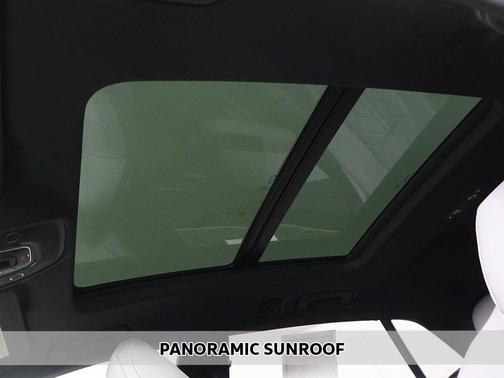 Mythos Black Metallic 2025 Audi SQ8 4.0T Premium Plus