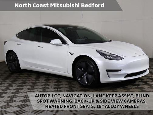 Pearl White Multi-Coat 2019 Tesla Model 3 Long Range