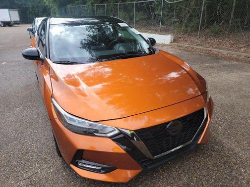Monarch Orange Metallic/Super Black 2023 Nissan Sentra SR