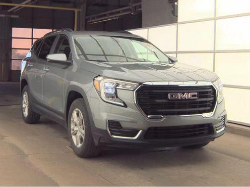 Sterling Metallic 2023 GMC Terrain SLE