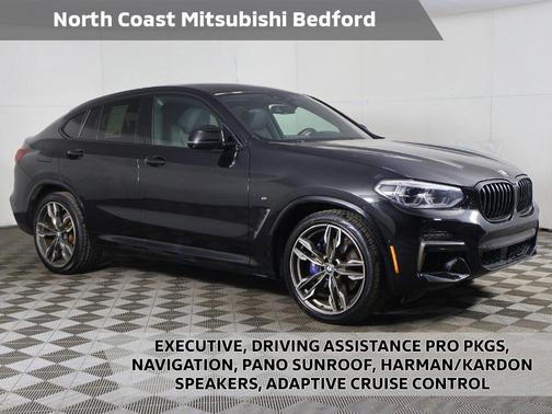 Black Sapphire Metallic 2021 BMW X4 M40i