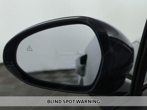 Aurora Black Pearl 2025 Kia K5 LXS