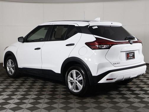 2023 Nissan Kicks S