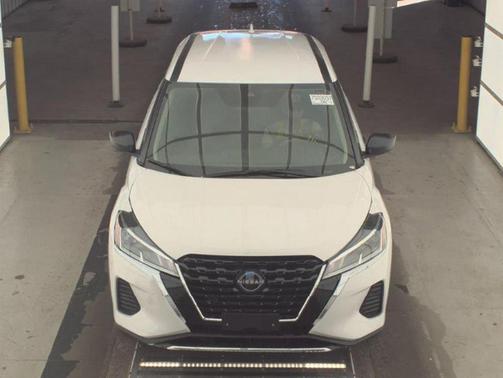 2023 Nissan Kicks S