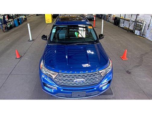 Atlas Blue Metallic 2022 Ford Explorer XLT