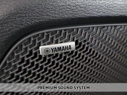 Black Diamond 2026 Mitsubishi Outlander ES