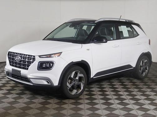 Lunar White 2023 Hyundai VENUE Limited