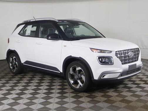 Lunar White 2023 Hyundai VENUE Limited
