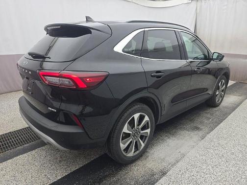 Agate Black Metallic 2024 Ford Escape Platinum