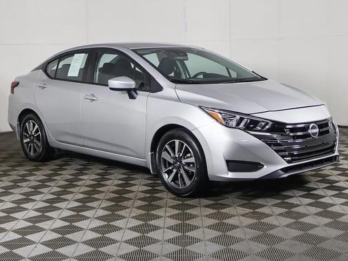 2024 Nissan Versa 1.6 SV