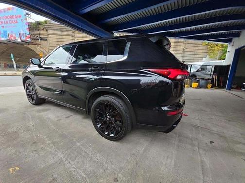 2023 Mitsubishi Outlander SE Black Edition S-AWC