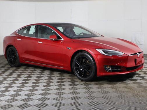 2020 Tesla Model S Long Range Plus