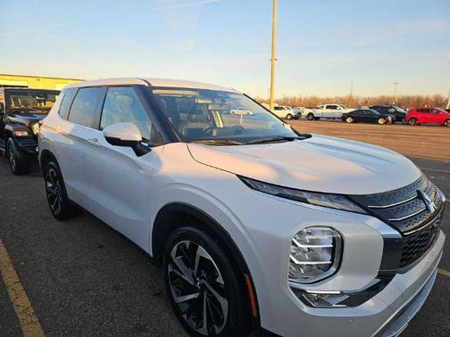 2024 Mitsubishi Outlander SE 2.5 2WD