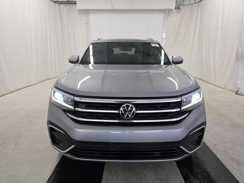 2022 Volkswagen Atlas Cross Sport 3.6L V6 SEL R-Line