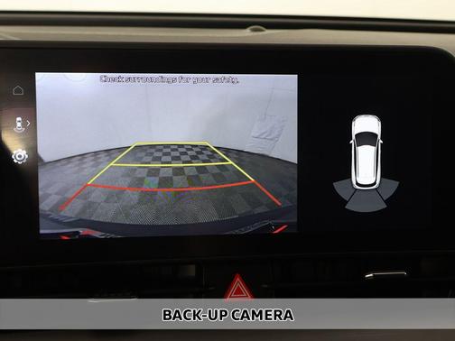 Glacial White Pearl 2023 Kia Sportage EX