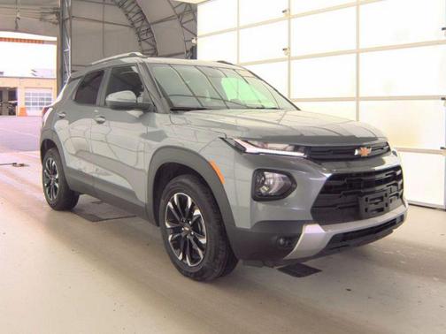 Sterling Gray Metallic 2023 Chevrolet Trailblazer LT