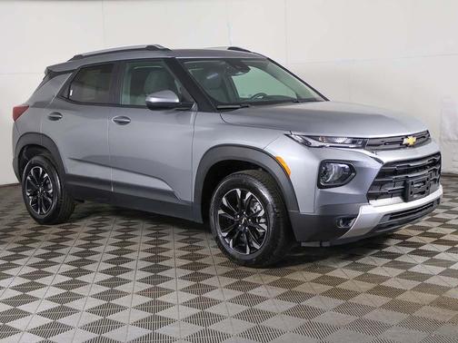 Sterling Gray Metallic 2023 Chevrolet Trailblazer LT