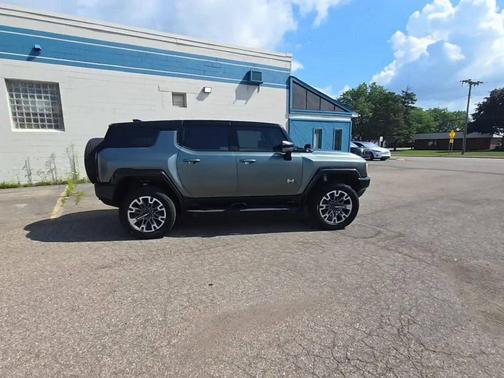 2024 GMC HUMMER EV SUV 3X