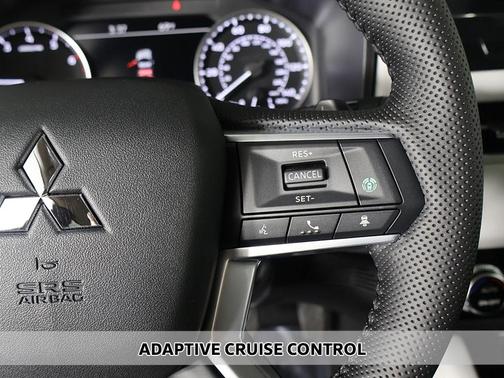 Black Diamond 2026 Mitsubishi Outlander SE
