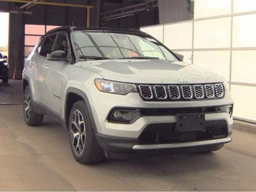 Silver Zynith Metallic Clearcoat 2025 Jeep Compass Limited