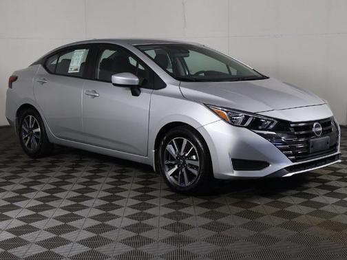 2024 Nissan Versa 1.6 SV