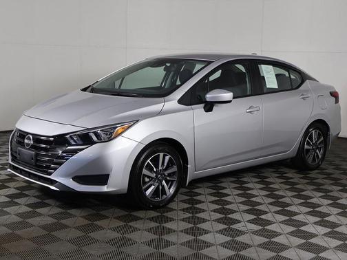 2024 Nissan Versa 1.6 SV