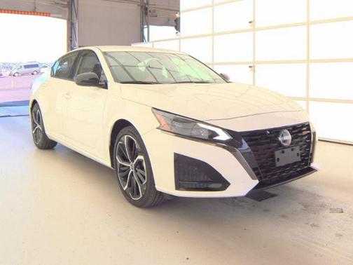 2024 Nissan Altima SR FWD