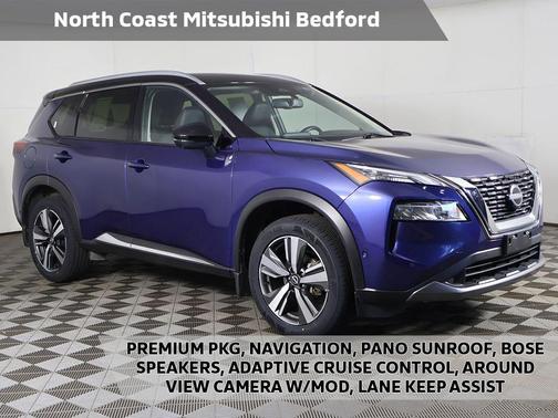 Caspian Blue Metallic/Super Black 2023 Nissan Rogue SL