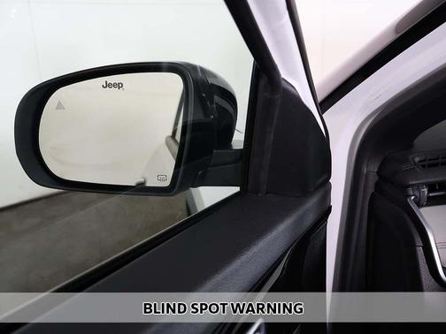 Bright White Clearcoat 2025 Jeep Compass Limited