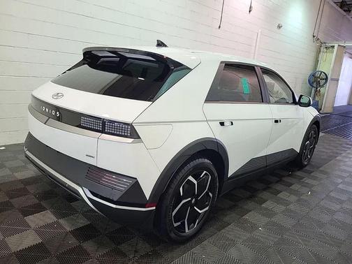 2023 Hyundai IONIQ 5 SEL