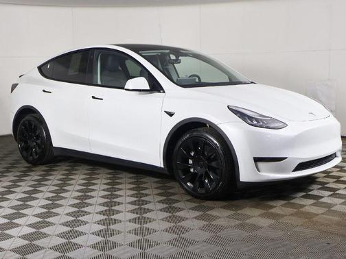 2023 Tesla Model Y Long Range Dual Motor All-Wheel Drive