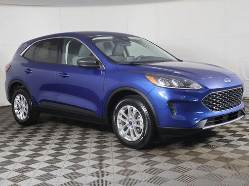 Atlas Blue Metallic 2022 Ford Escape SE