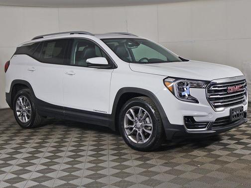 Summit White 2022 GMC Terrain SLT